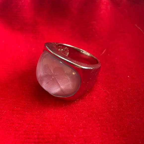 Size 10 silver Mother of Pearl pink and white ring - Picture 2 of 6